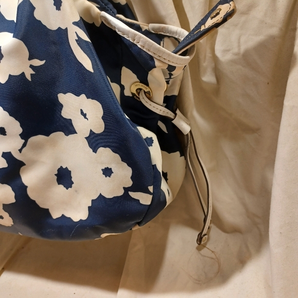 Kate spade tote - Picture 3 of 8